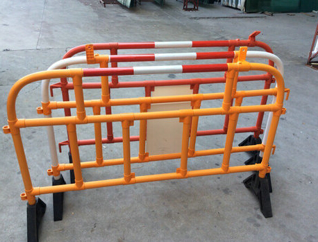 品質(zhì)好，經(jīng)久，公路護(hù)欄